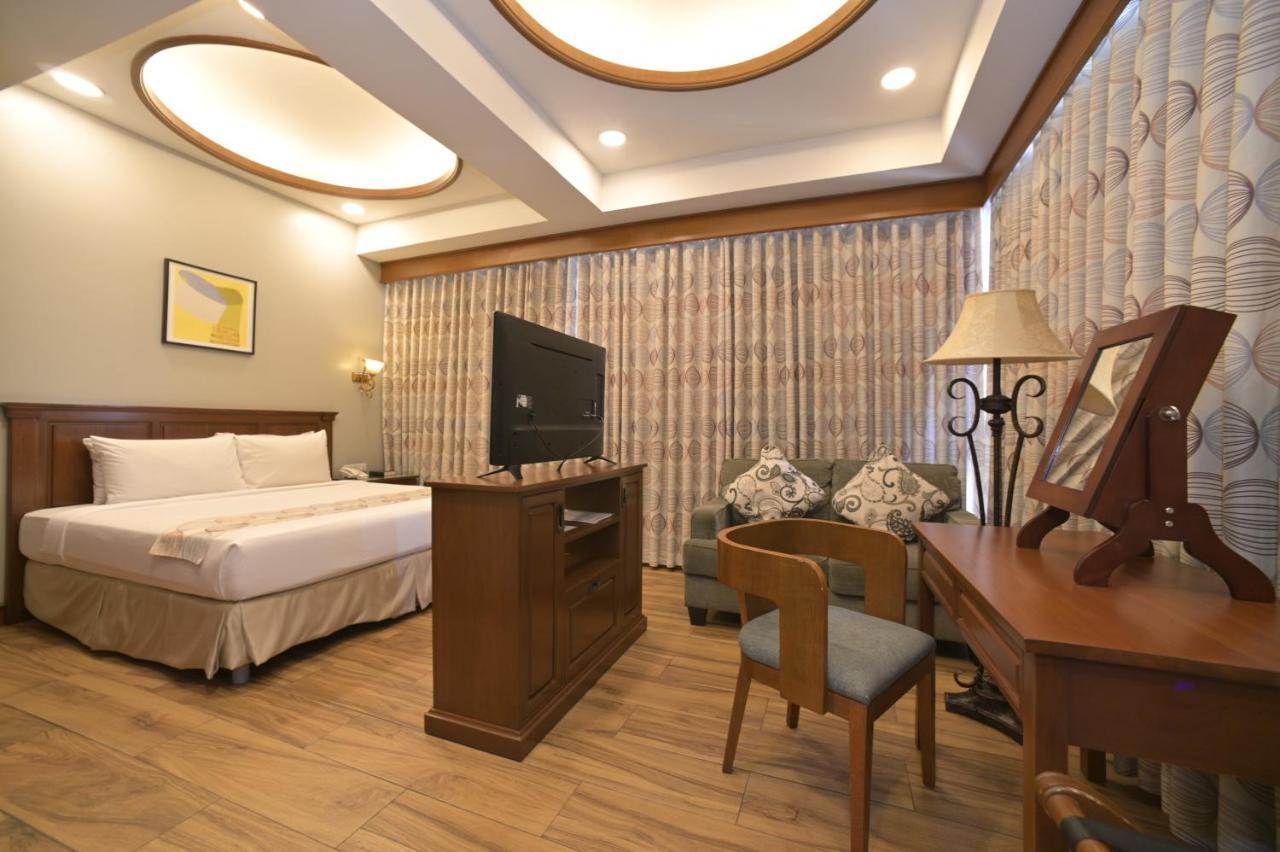 Paragon Hotel And Suites Baguio City Exterior photo