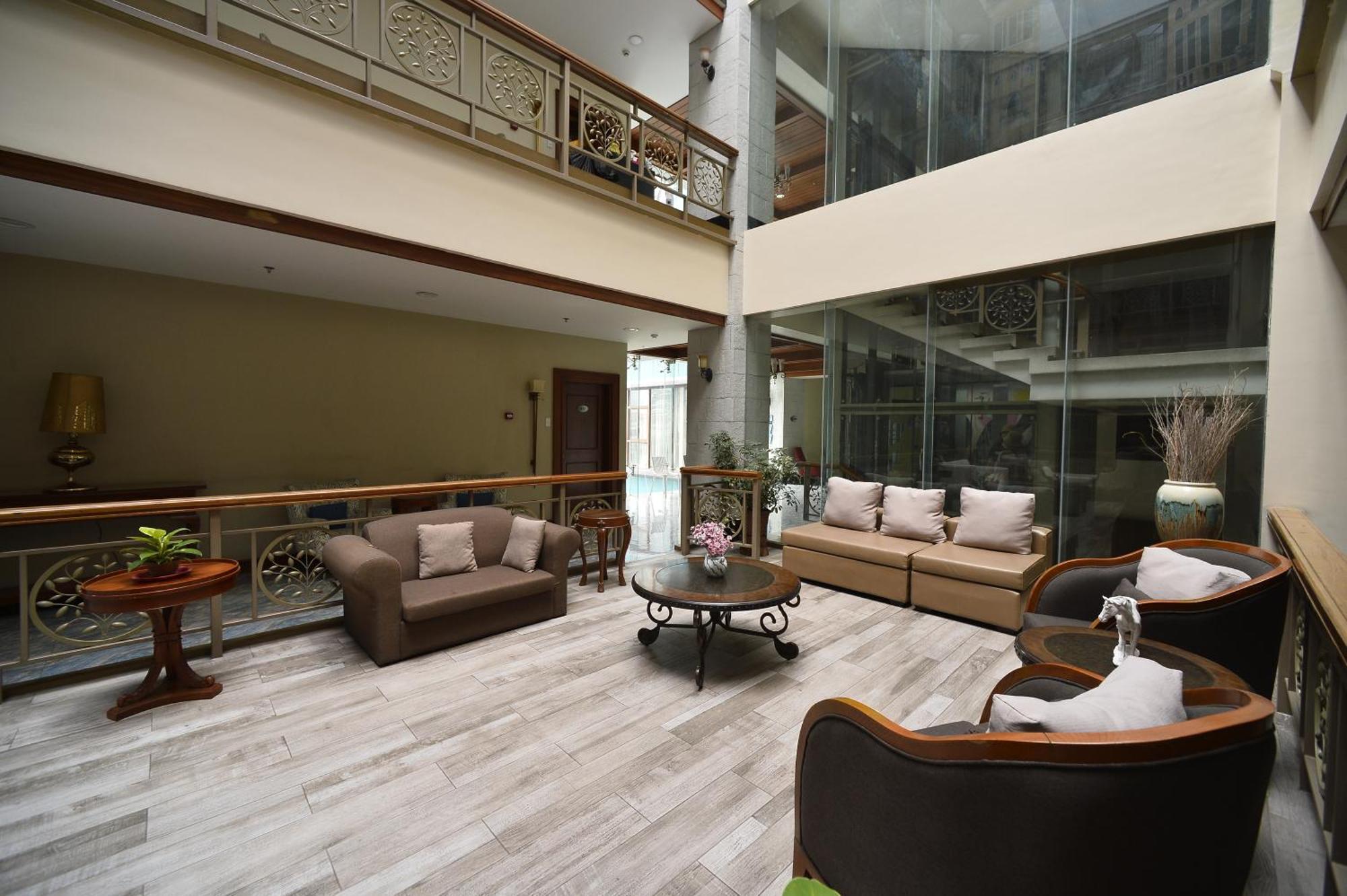 Paragon Hotel And Suites Baguio City Exterior photo
